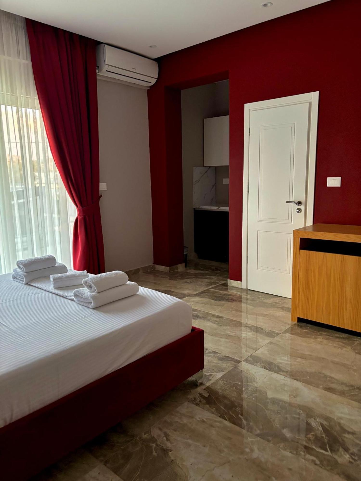 Blue Water Hotel Ksamil Extérieur photo